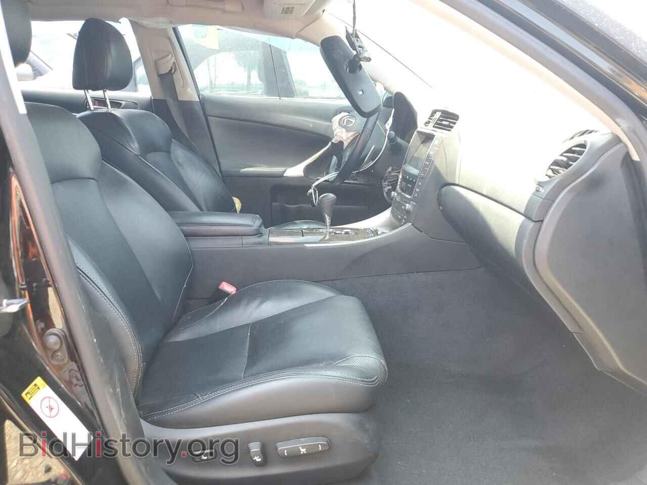2010 LEXUS IS - VIN: JTHBF5C21A5128185 - Photo 7