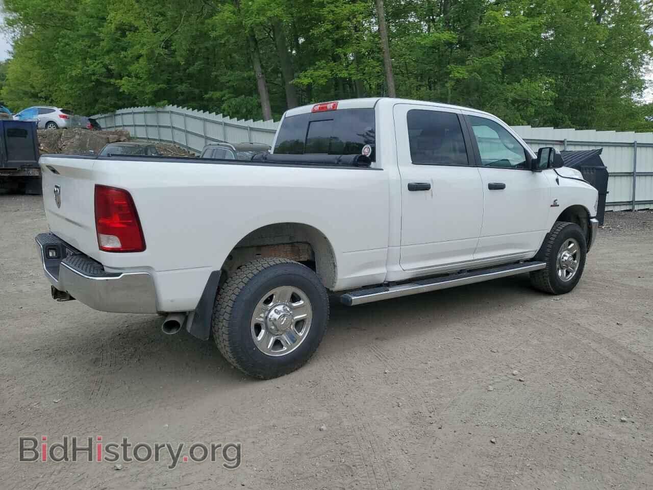 2016 RAM All Models - VIN: 3C6UR5DL1GG307232 - Фото 3
