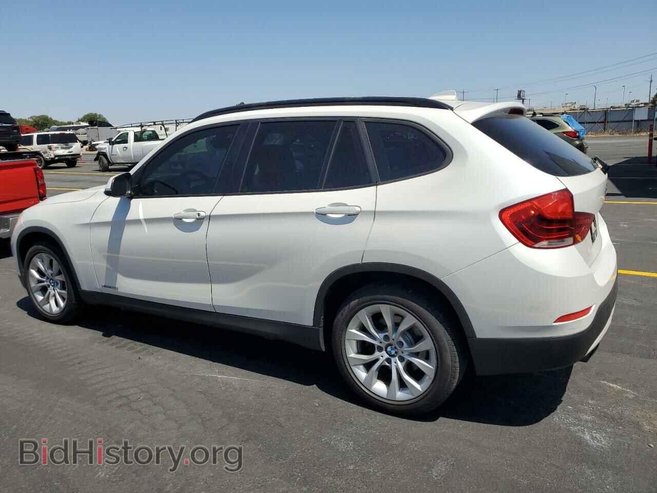 2013 BMW X1 - VIN: WBAVL1C50DVR84945 - Фото 2
