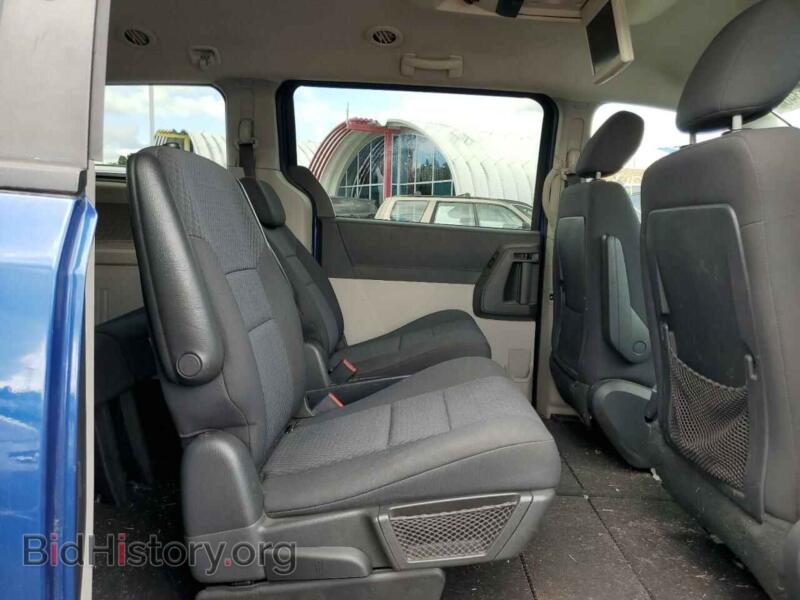 2010 Dodge CARAVAN (VIN 2D4RN4DE6AR255008) — photo 6 of 10