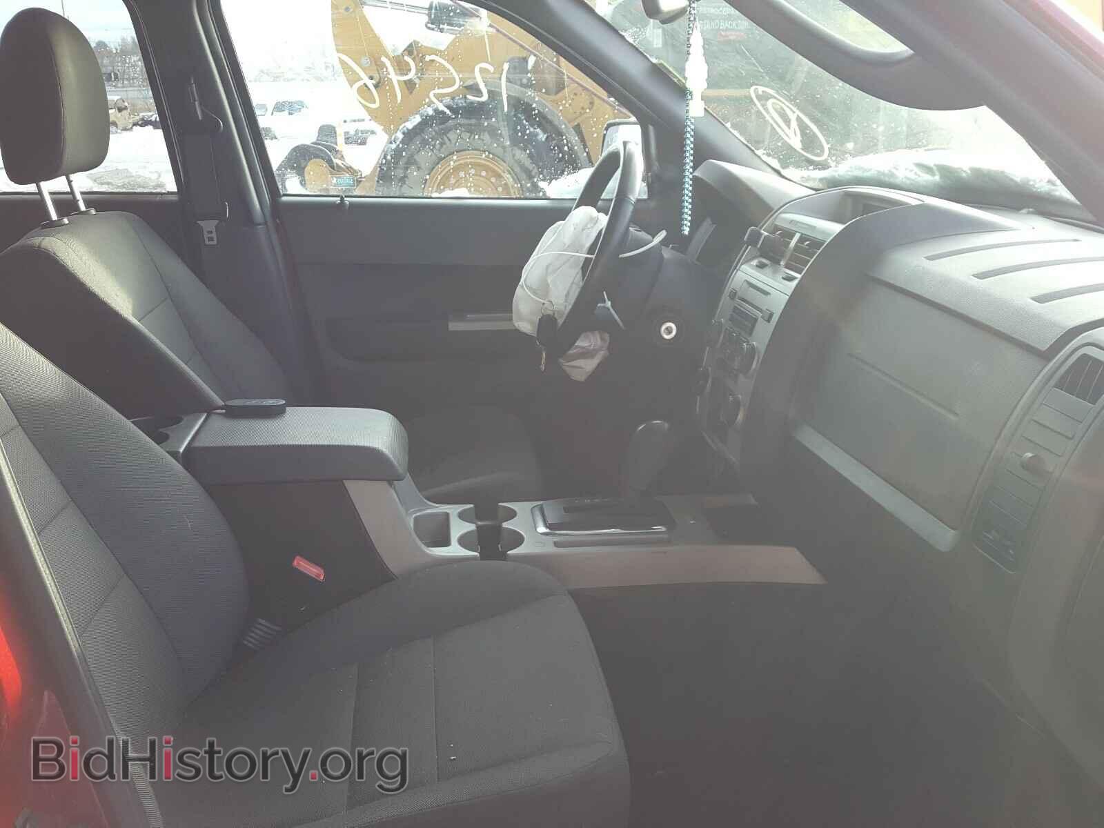 2011 FORD ESCAPE - VIN: 1FMCU0D78BKC25889 - Фото 5