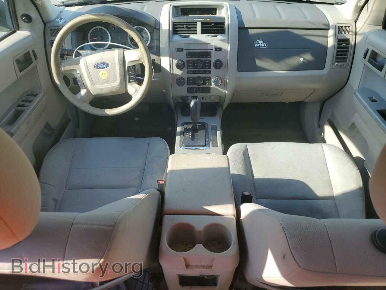 2011 FORD ESCAPE - VIN: 1FMCU0D71BKA72675 - Фото 8