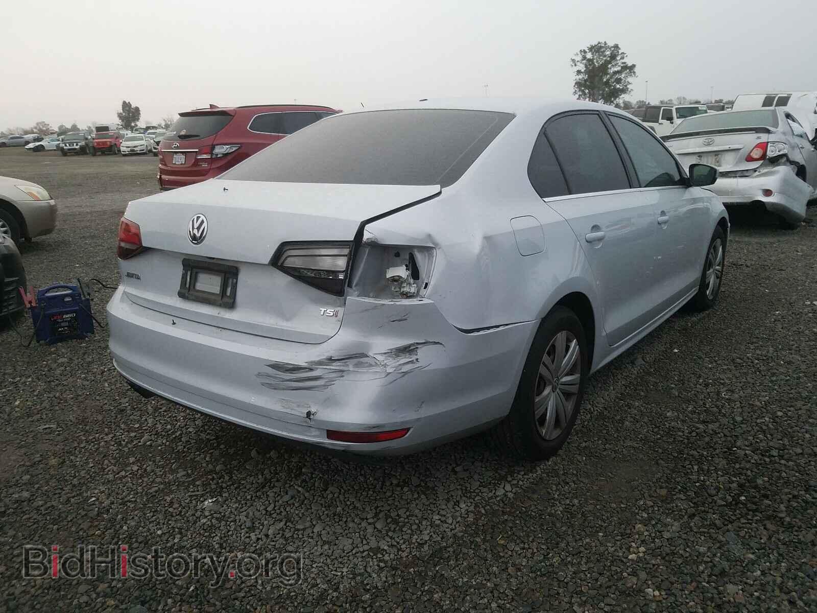 2017 VOLKSWAGEN JETTA - VIN: 3VW2B7AJ6HM382639 - Фото 4