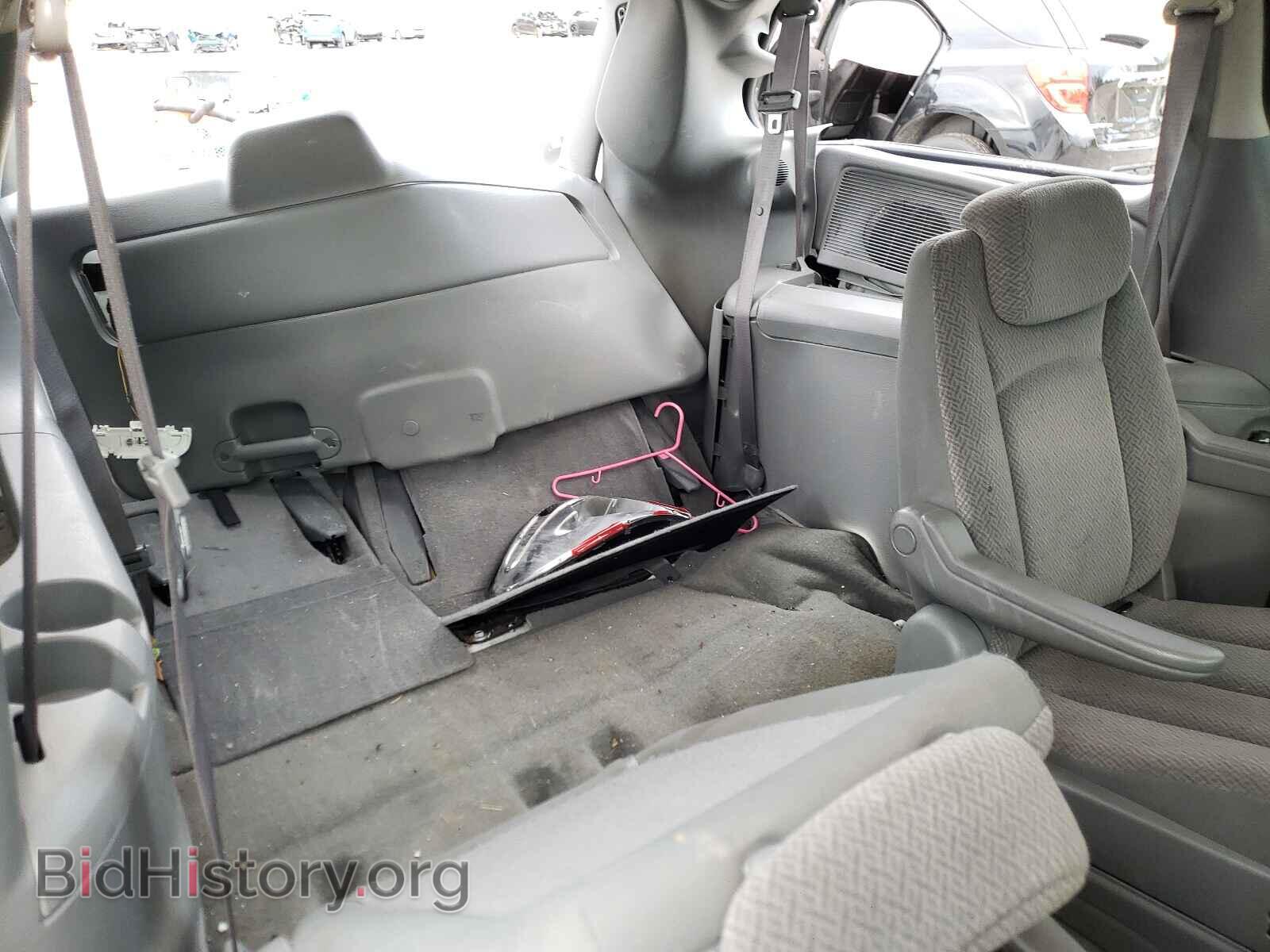 2006 CHRYSLER MINIVAN - VIN: 2A8GP54L06R893757 - Фото 9