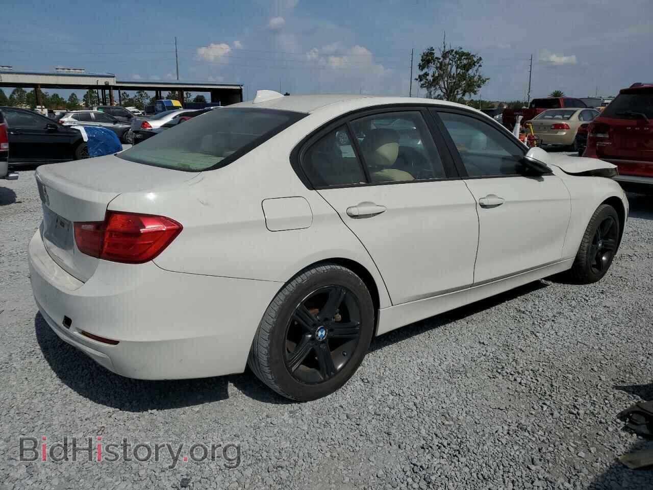 2013 BMW 3 SERIES - VIN: WBA3B1C57DK128974 - Фото 3
