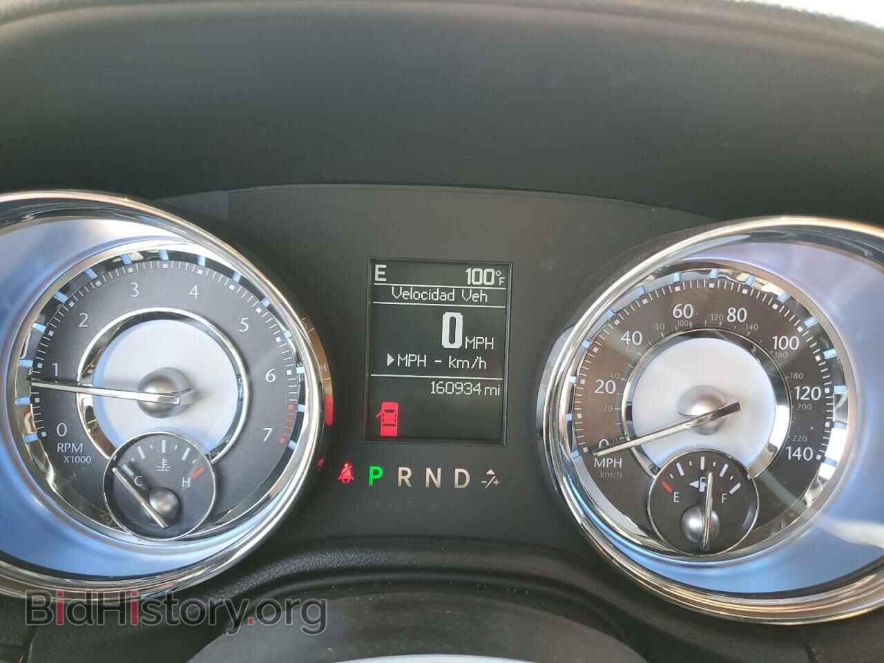2011 CHRYSLER 300 - VIN: 2C3CA5CG3BH580010 - Фото 9