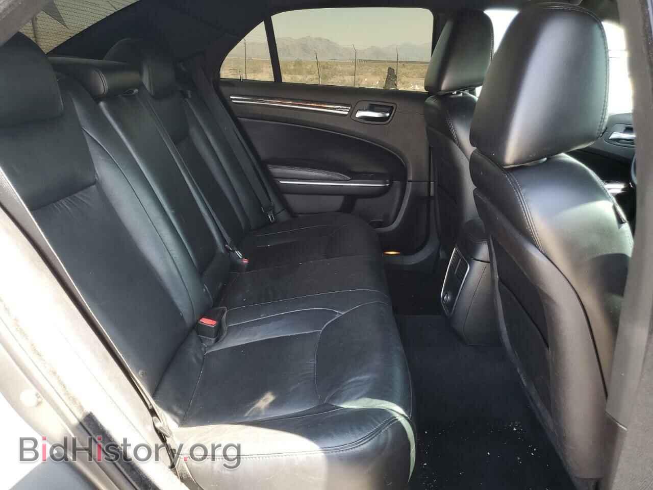 2011 CHRYSLER 300 - VIN: 2C3CA5CG3BH580010 - Фото 10