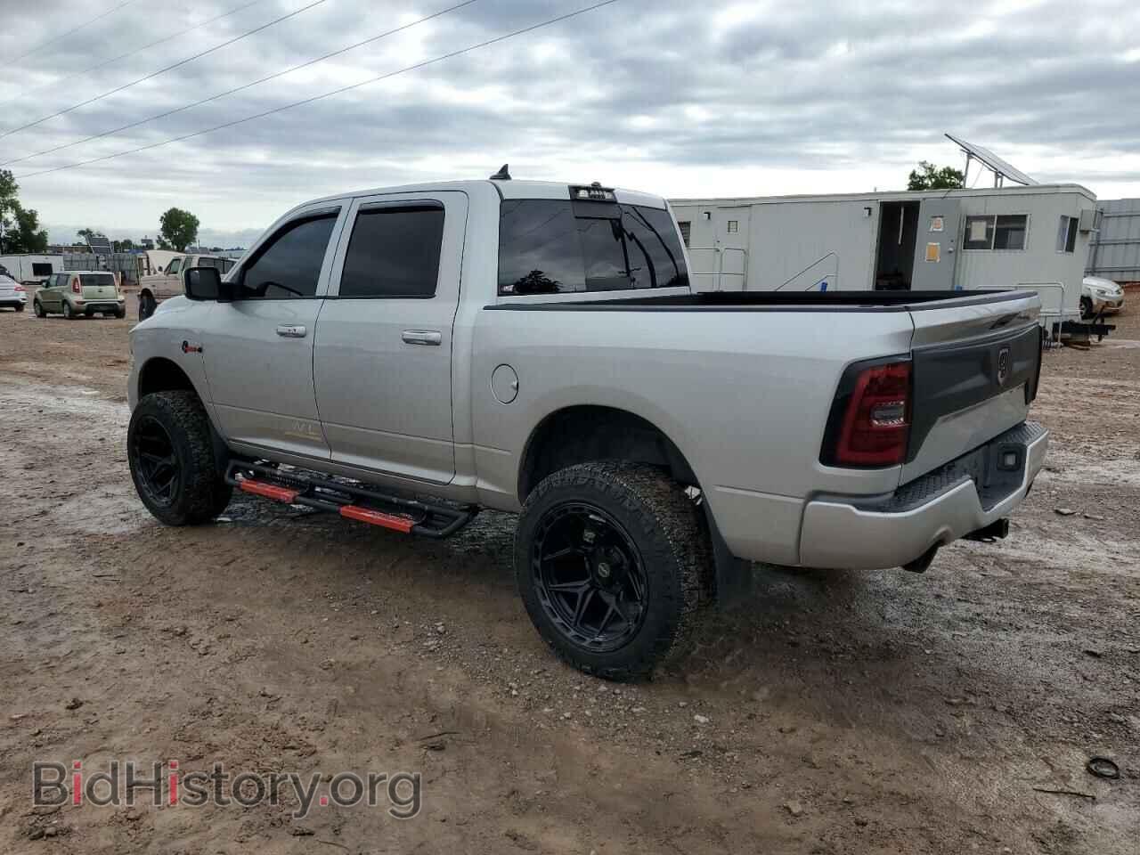 2018 RAM 1500 - VIN: 1C6RR7MT7JS166605 - Фото 2