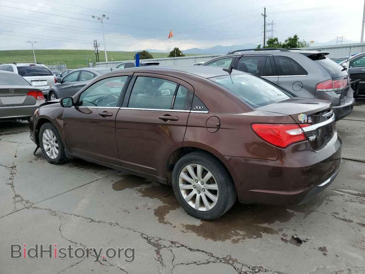 2012 CHRYSLER 200 - VIN: 1C3CCBBB0CN177089 - Фото 2