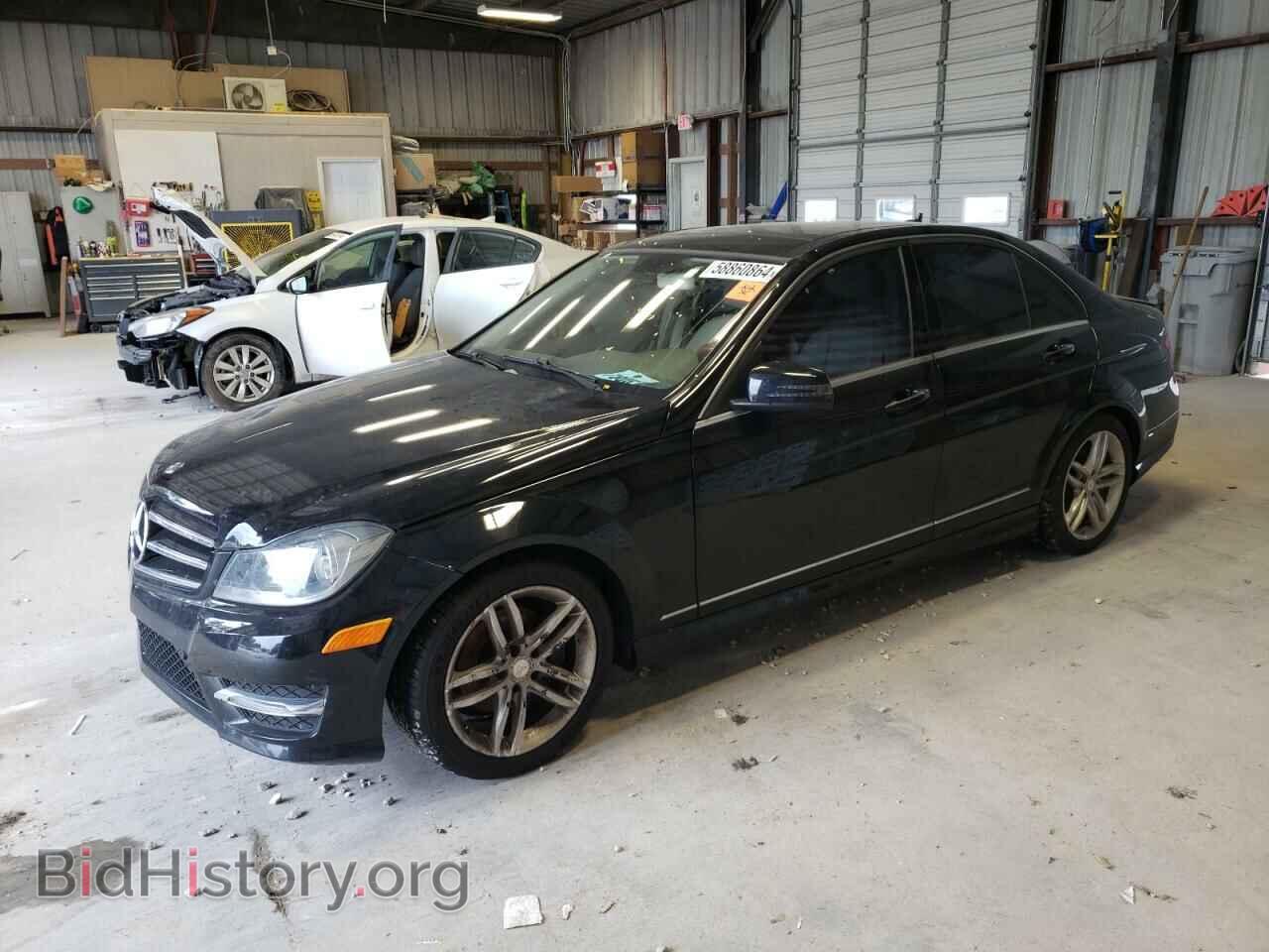 Photo WDDGF4HB9EA950519 - MERCEDES-BENZ C-CLASS 2014