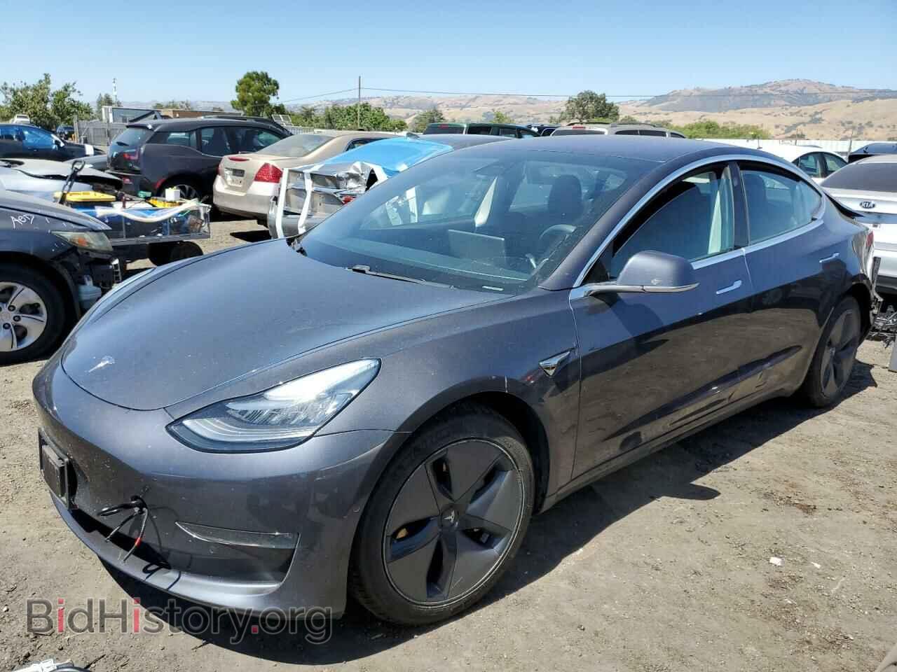 Фотография 5YJ3E1EAXJF050946 - TESLA MODEL 3 2018