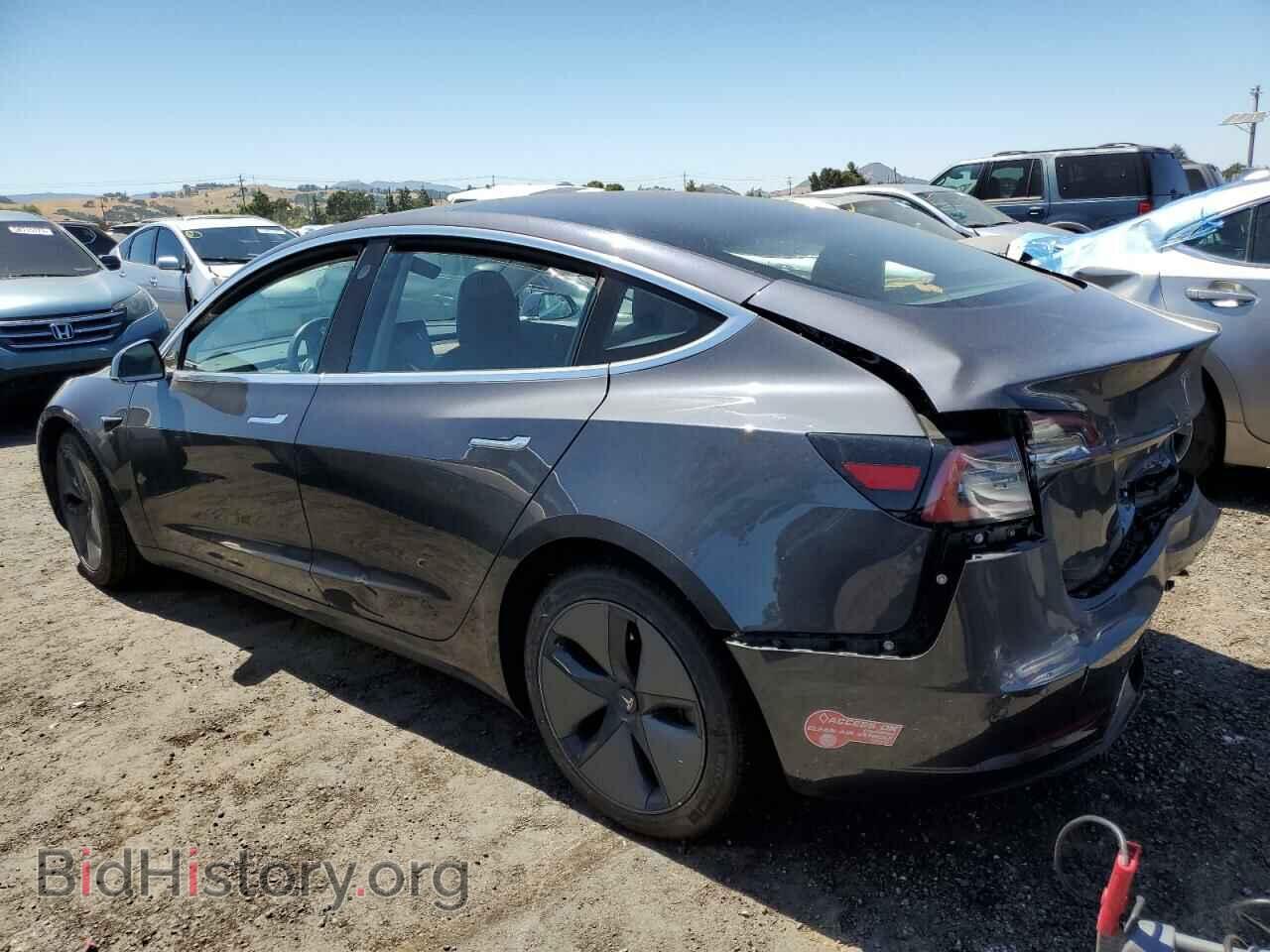 2018 TESLA MODEL 3 - VIN: 5YJ3E1EAXJF050946 - Фото 2