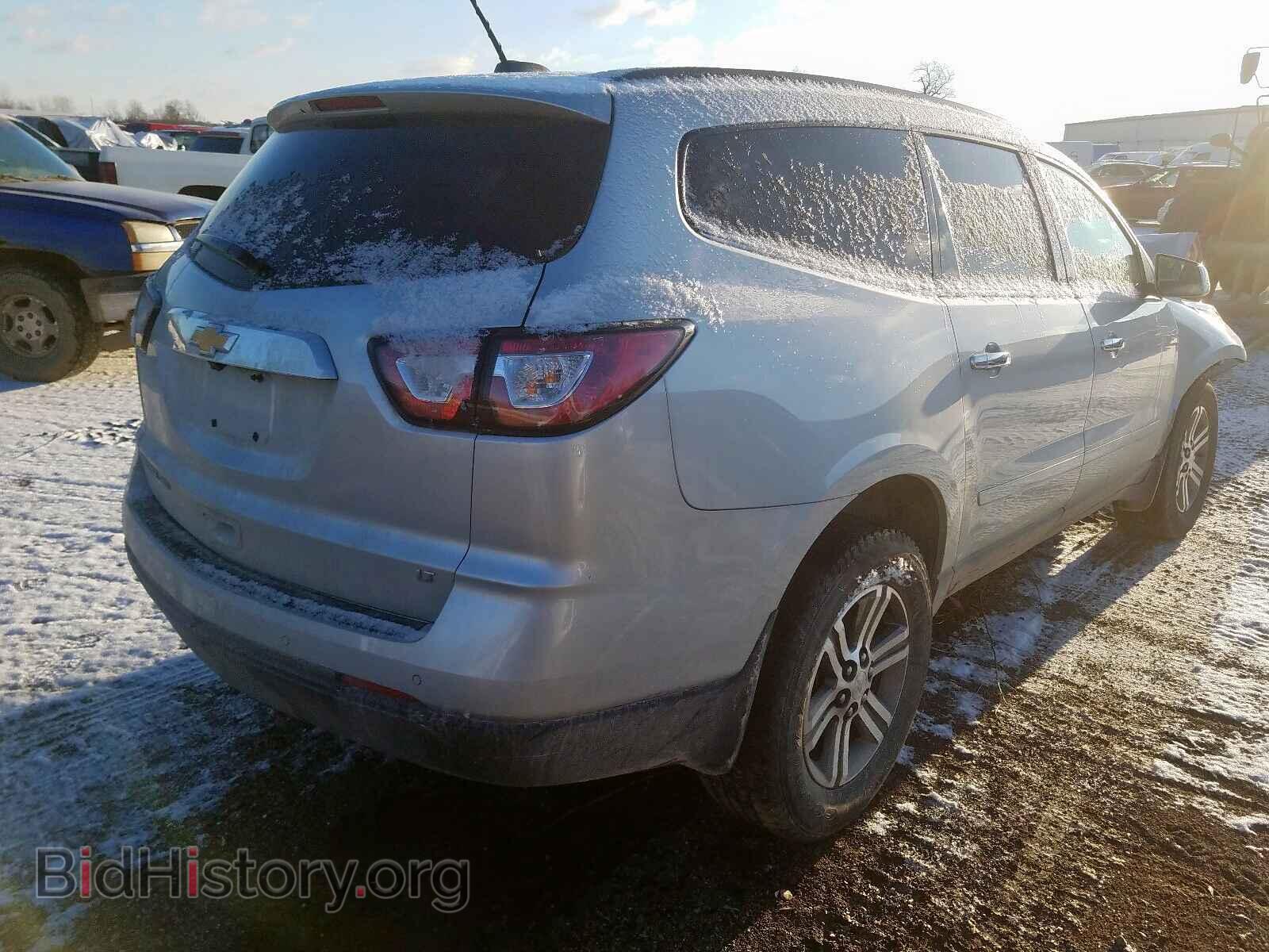 2017 CHEVROLET TRAVERSE - VIN: 1GNKVGKD6HJ209727 - Фото 4