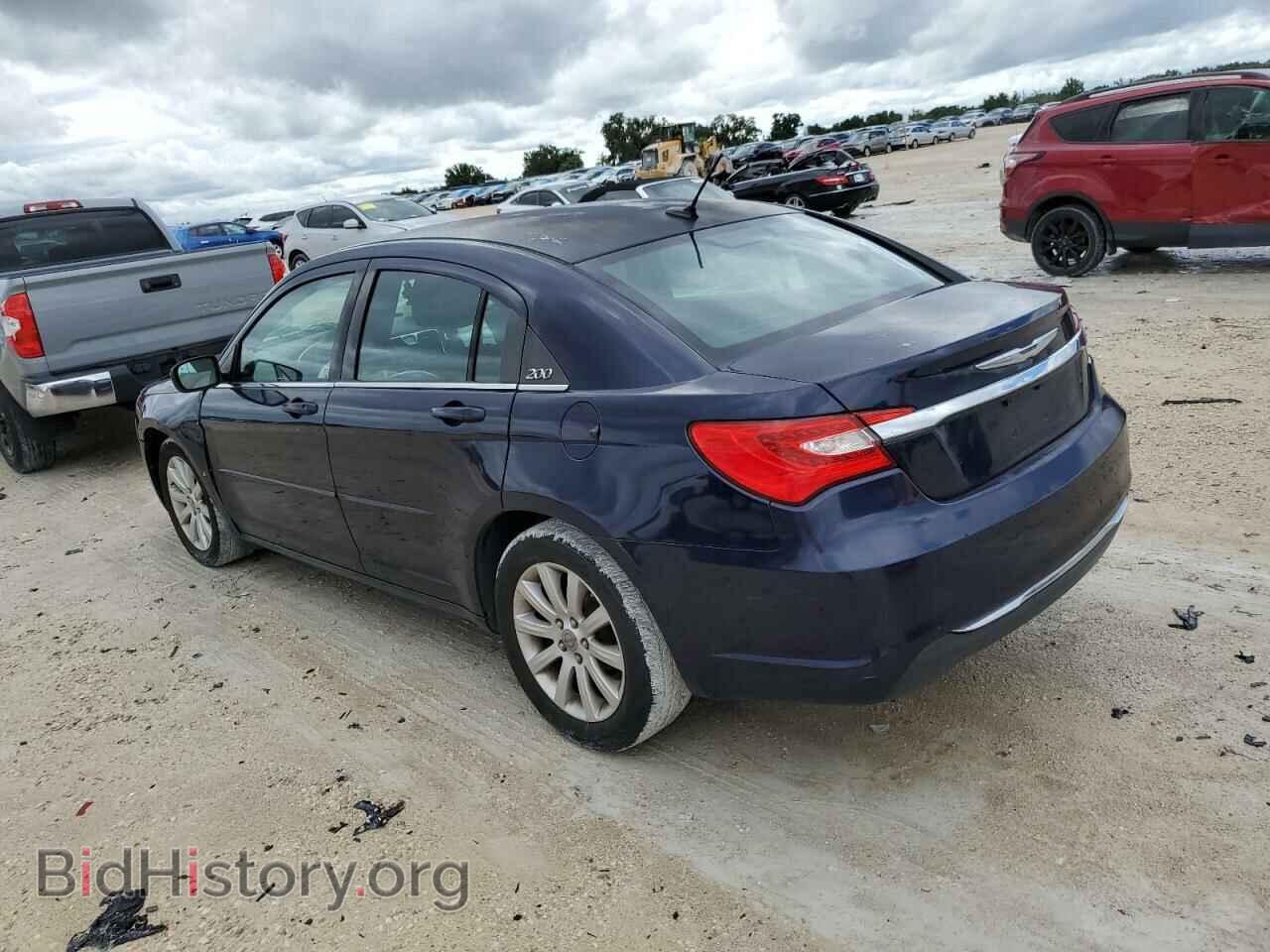 2013 CHRYSLER 200 - VIN: 1C3CCBBB1DN714375 - Photo 2