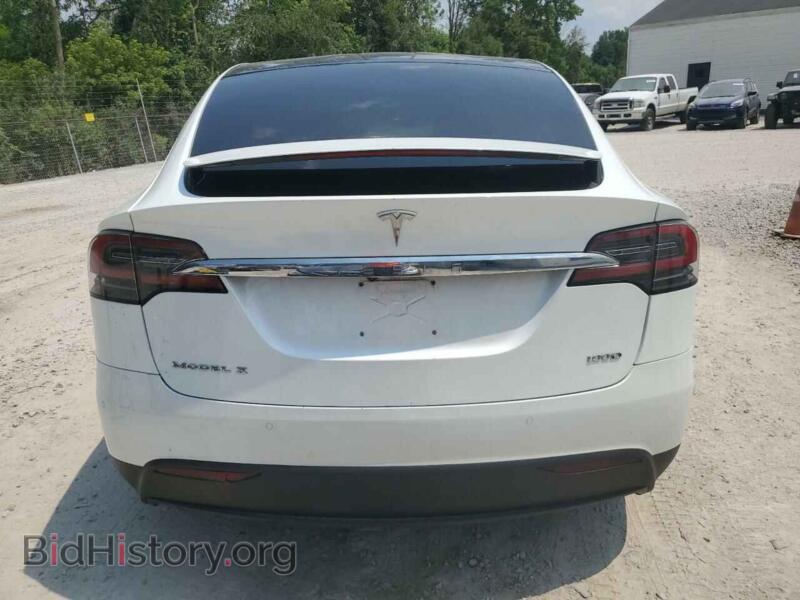 2017 Tesla MODEL X (VIN 5YJXCBE20HF057694) — photo 6 of 13