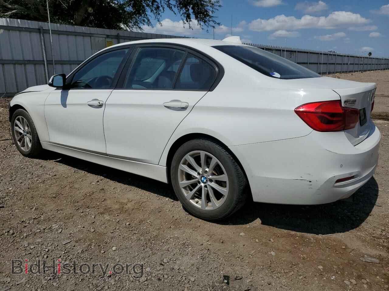 2016 BMW 3 SERIES - VIN: WBA8E1G55GNU11965 - Фото 2
