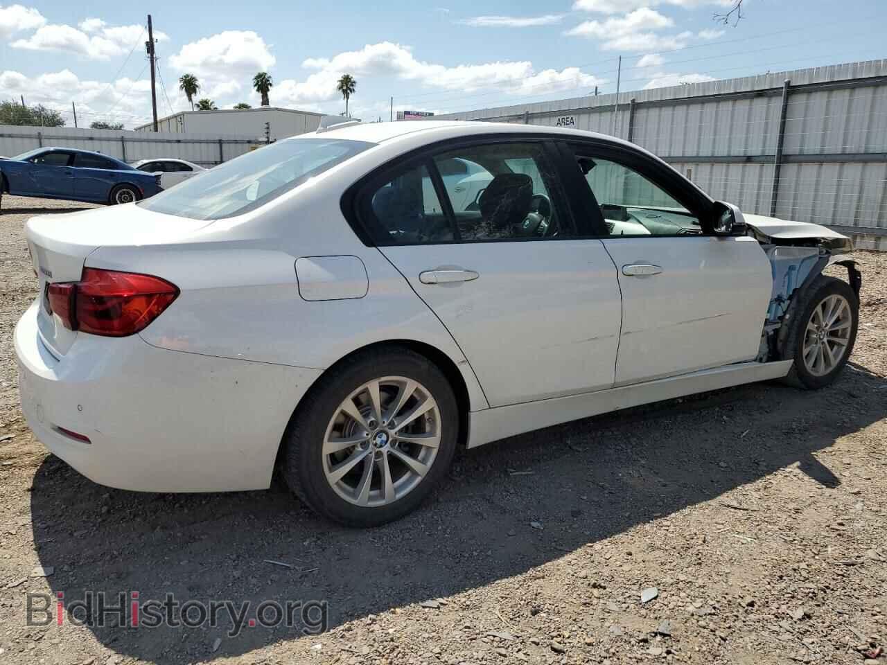 2016 BMW 3 SERIES - VIN: WBA8E1G55GNU11965 - Фото 3