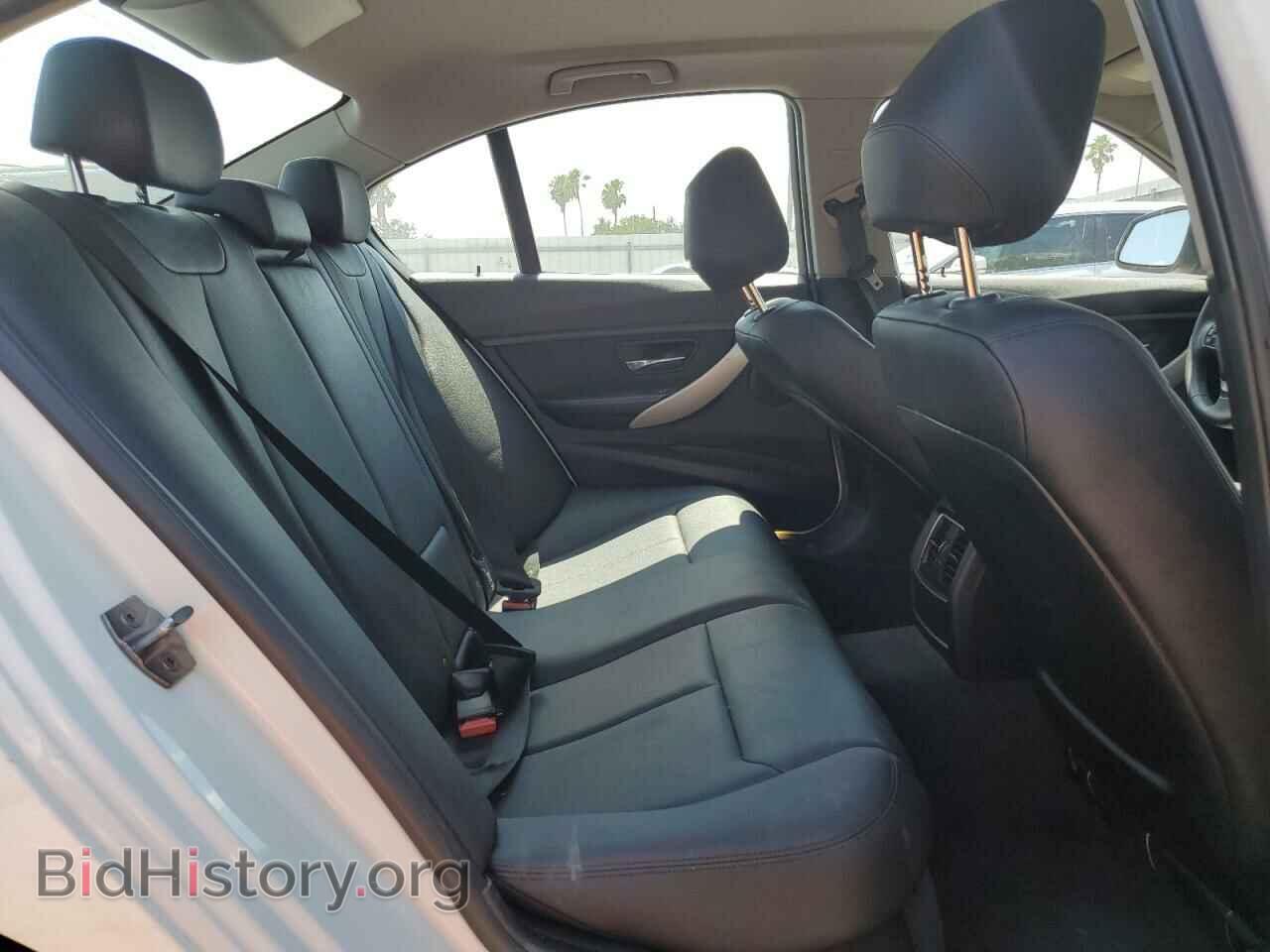 2016 BMW 3 SERIES - VIN: WBA8E1G55GNU11965 - Фото 10