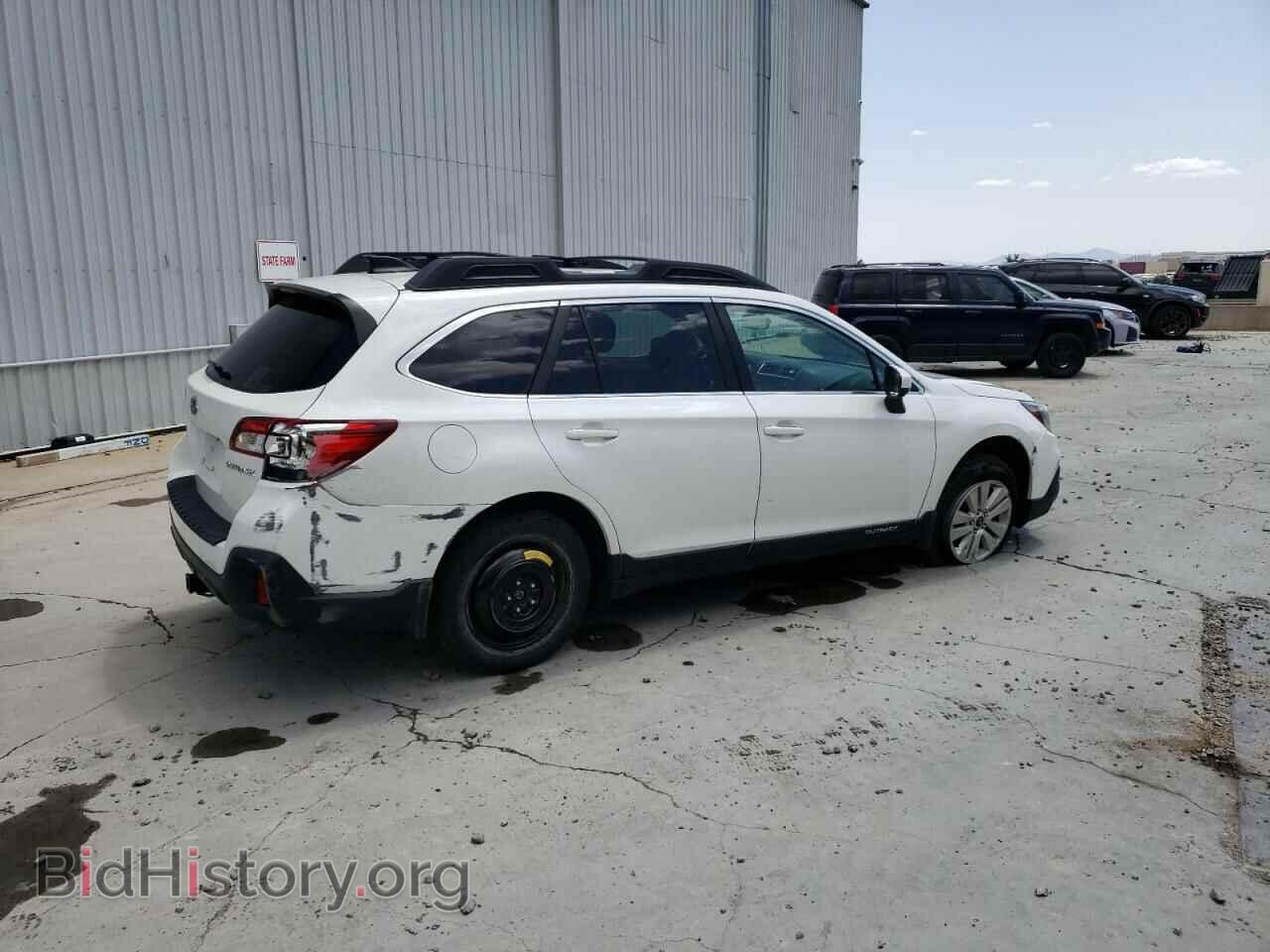 2019 SUBARU OUTBACK - VIN: 4S4BSAFC2K3205200 - Фото 3