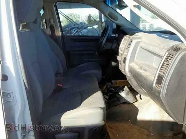 2013 RAM 2500 ST - VIN: 3C6TR5CT0DG552063 - Фото 5