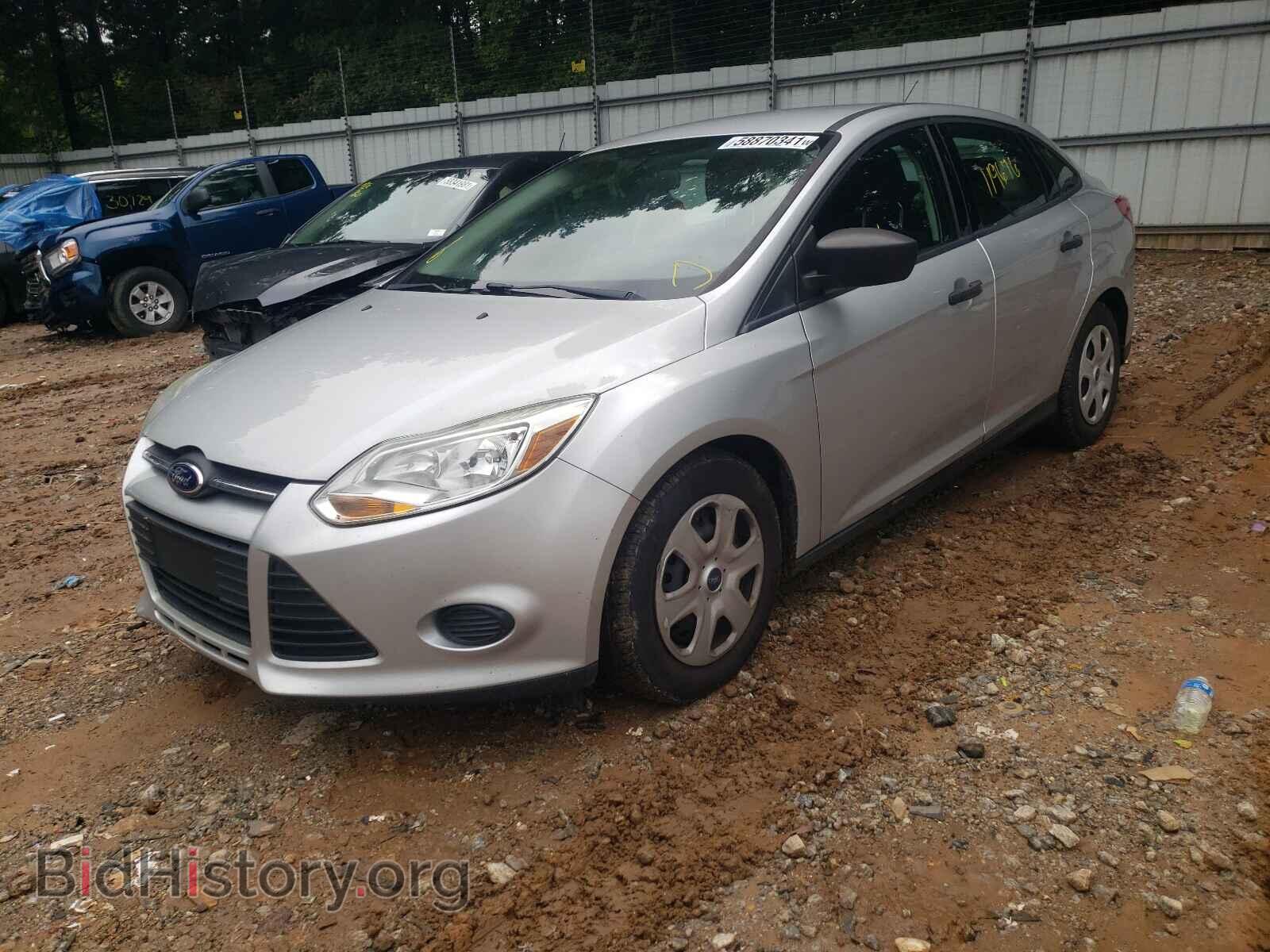 2013 FORD FOCUS - VIN: 1FADP3E24DL317511 - Фото 2