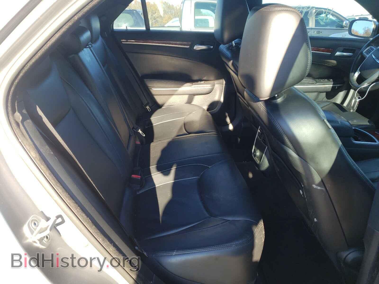 2013 CHRYSLER 300 - VIN: 2C3CCAAG1DH632128 - Фото 6