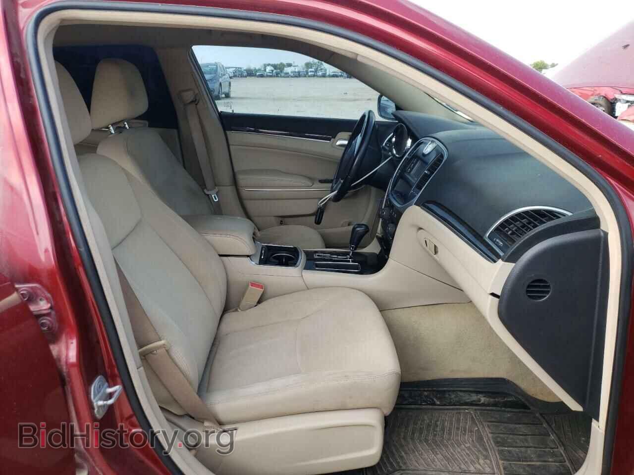 2012 CHRYSLER 300 - VIN: 2C3CCAAG3CH132860 - Фото 5
