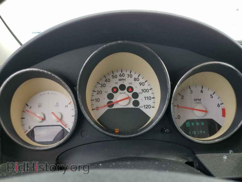 2008 Dodge CALIBER (VIN 1B3HB48B28D655809) — фото 9 из 12