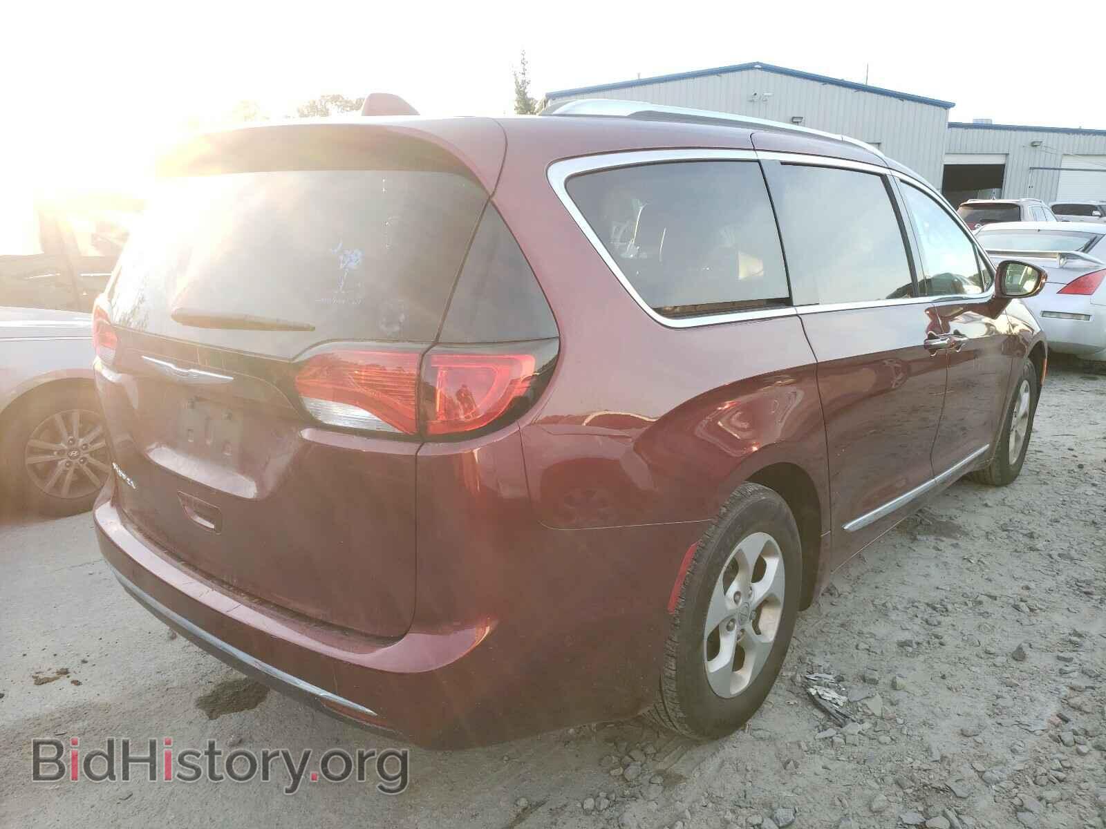2017 CHRYSLER PACIFICA - VIN: 2C4RC1EG8HR778803 - Фото 4