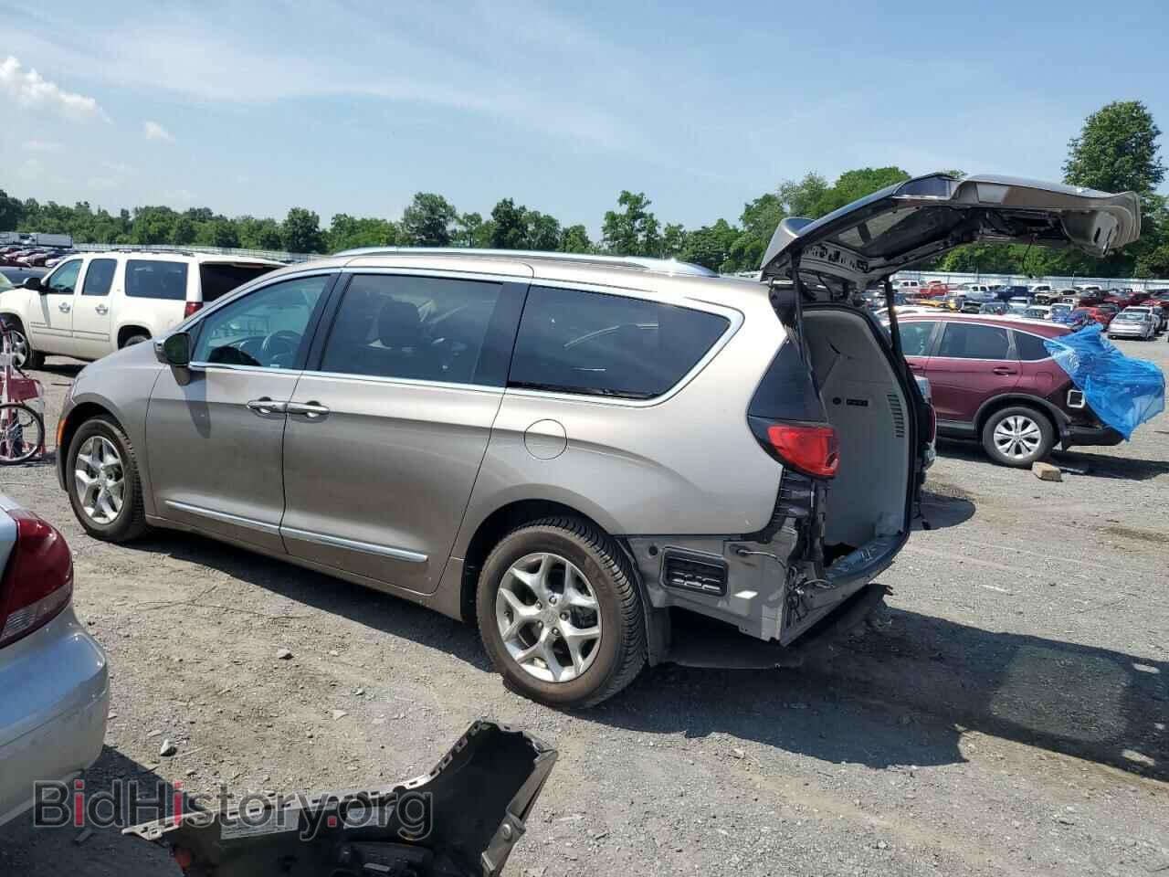 2018 CHRYSLER PACIFICA - VIN: 2C4RC1GG1JR247686 - Photo 2