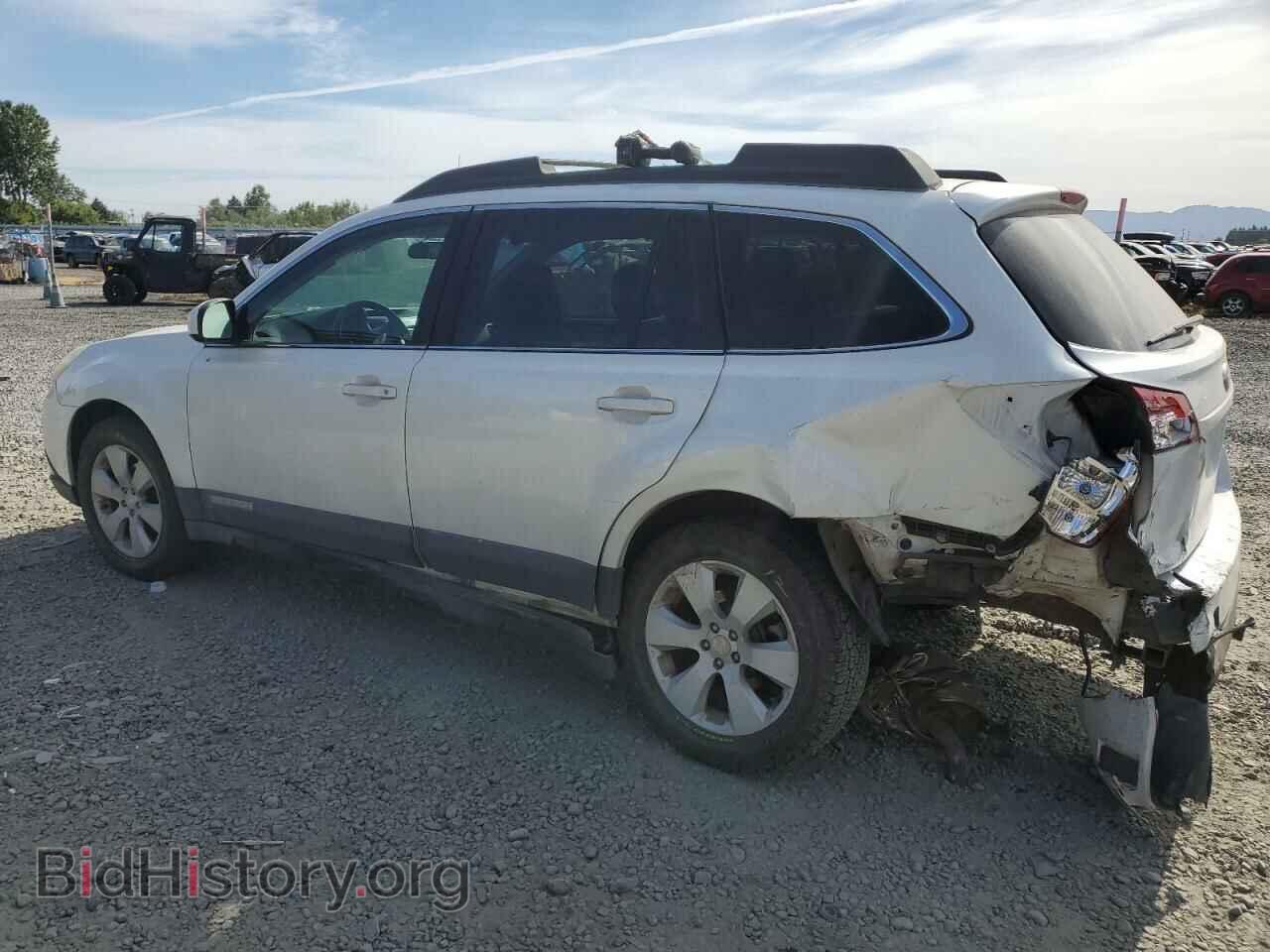 2010 SUBARU OUTBACK - VIN: 4S4BRBCC9A3334877 - Фото 2