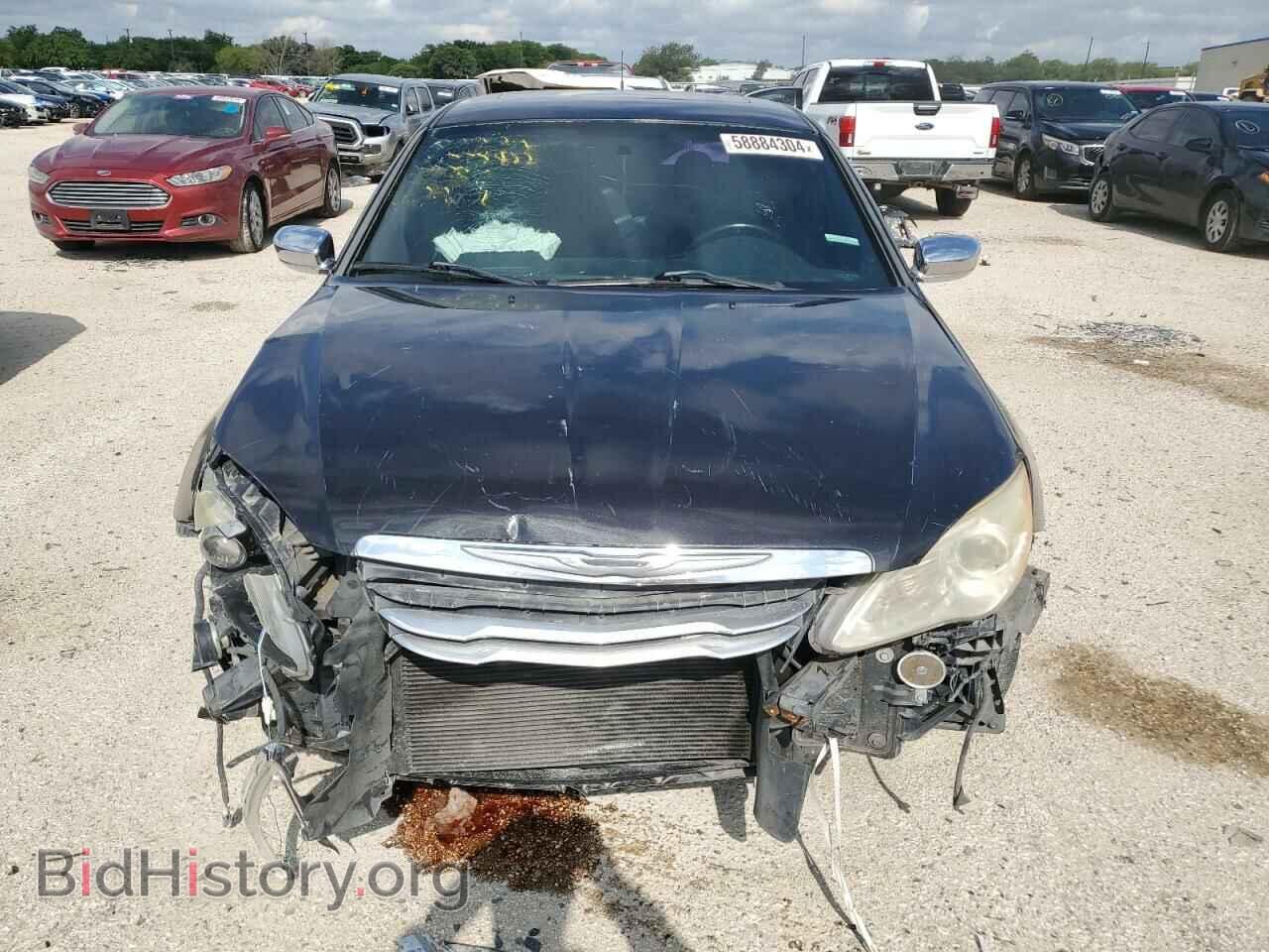 2011 CHRYSLER 200 - VIN: 1C3BC2FG6BN504790 - Фото 5
