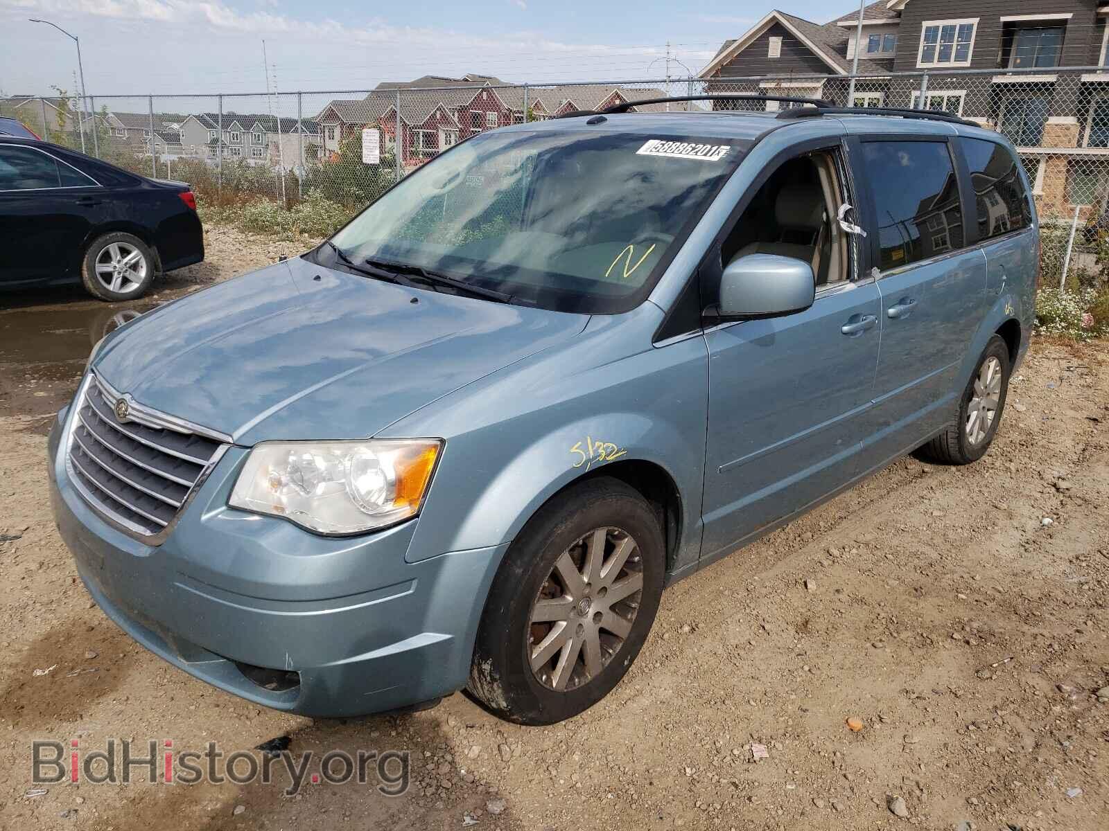 2008 CHRYSLER MINIVAN - VIN: 2A8HR54P08R732863 - Фото 2