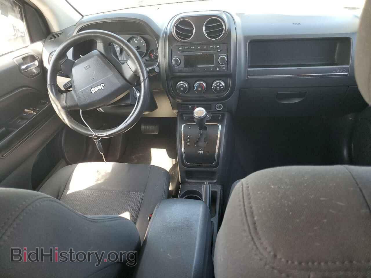 2010 JEEP COMPASS - VIN: 1J4NF4FB1AD502072 - Фото 8