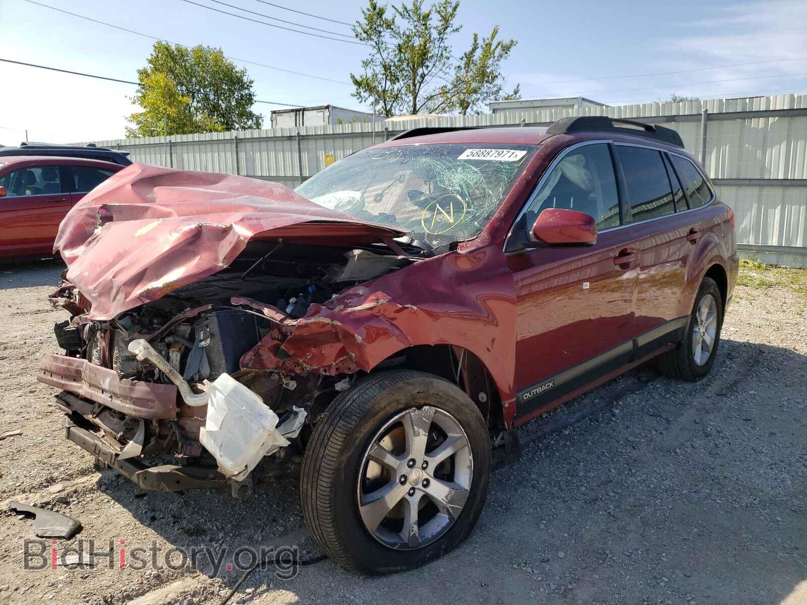 2014 SUBARU OUTBACK - VIN: 4S4BRDMCXE2210445 - Фото 2