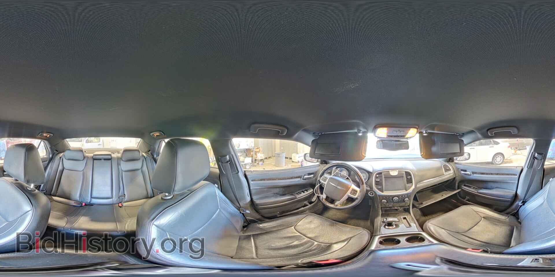 2014 CHRYSLER 300 - VIN: 2C3CCAKG4EH179655 - Фото 14