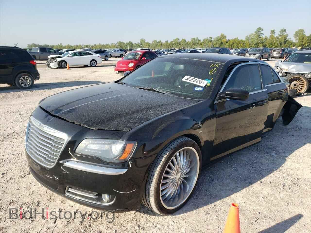2014 CHRYSLER 300 - VIN: 2C3CCARG0EH157867 - Фото 2