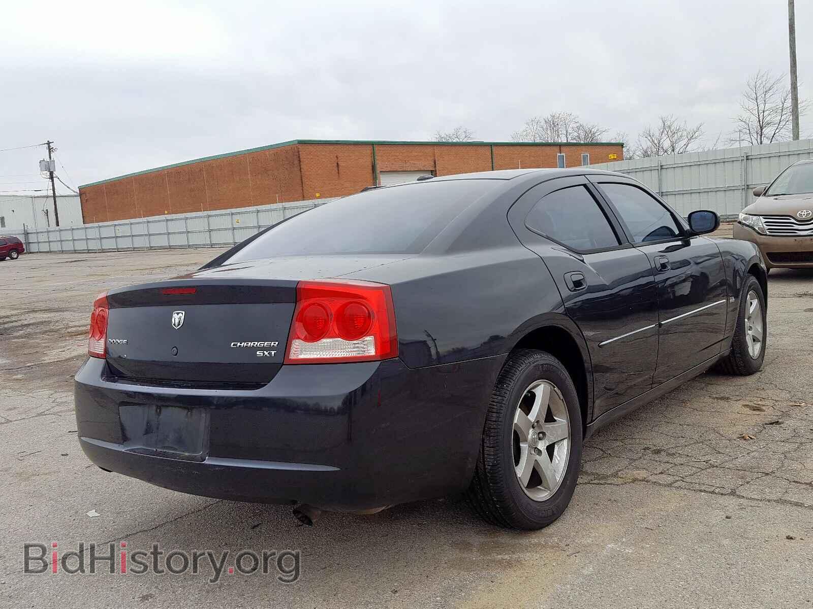 2010 DODGE CHARGER - VIN: 2B3CA3CV8AH201954 - Фото 4