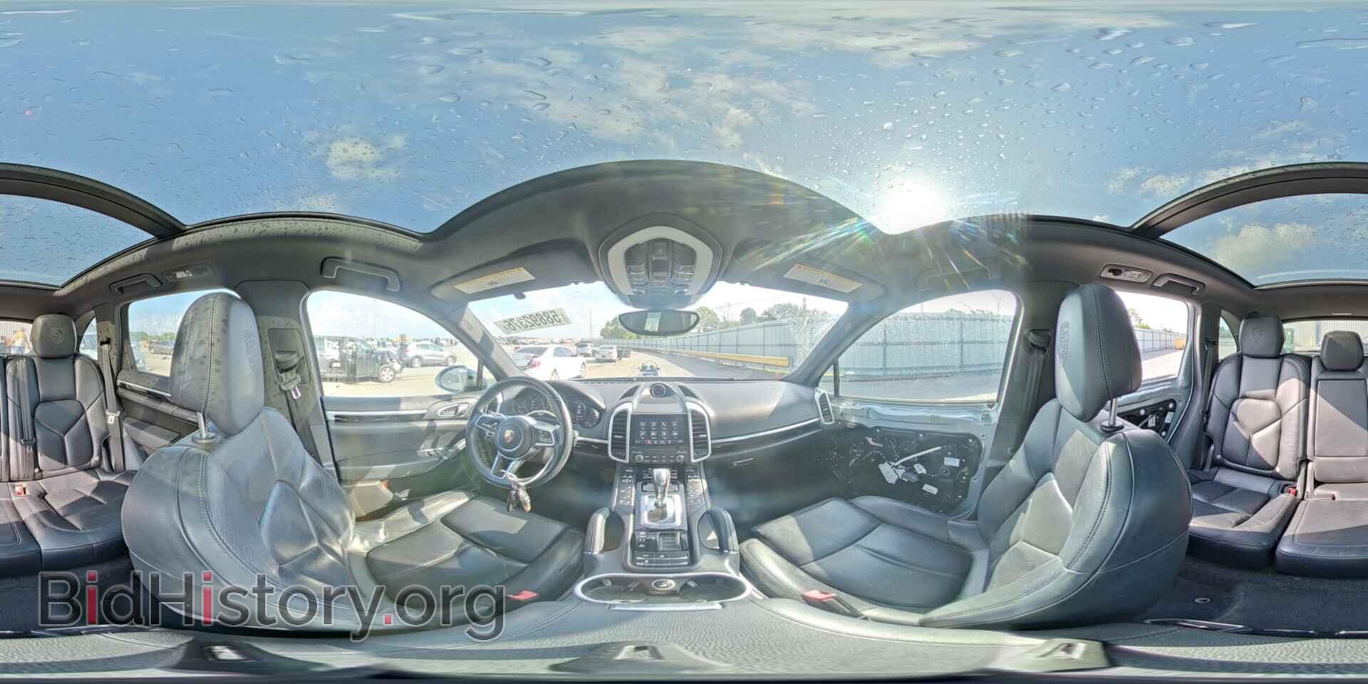 2017 PORSCHE CAYENNE - VIN: WP1AA2A2XHKA86591 - Photo 16