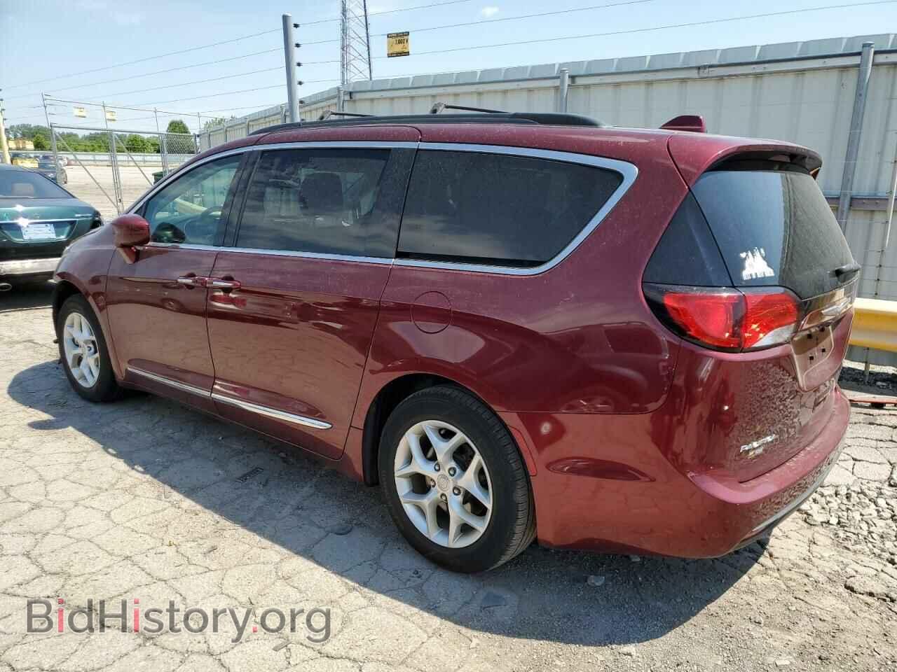 2017 CHRYSLER PACIFICA - VIN: 2C4RC1BG6HR743617 - Photo 2