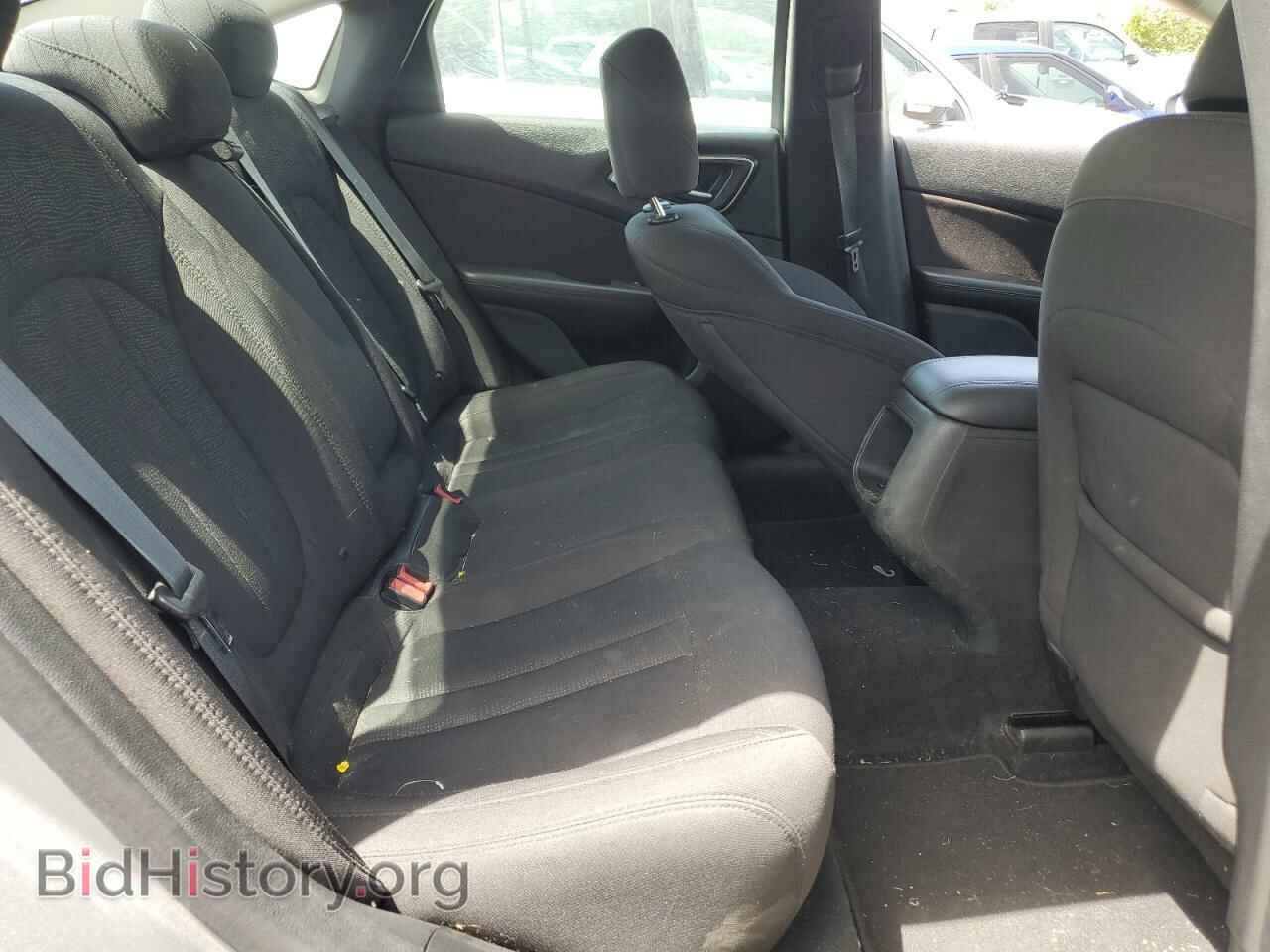 2015 CHRYSLER 200 - VIN: 1C3CCCAB1FN720705 - Фото 10
