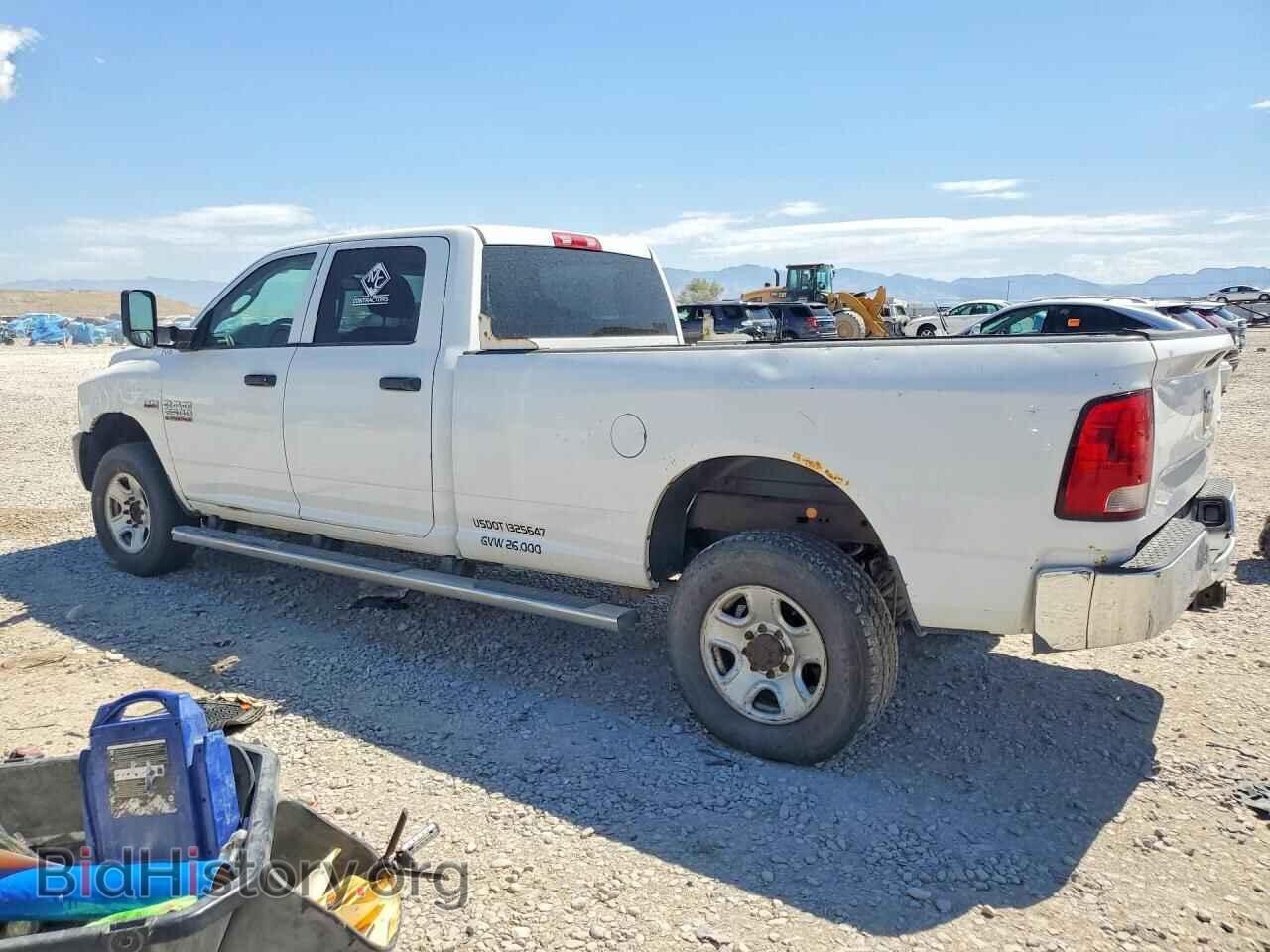 2014 RAM 2500 - VIN: 3C6TR5HT2EG120956 - Photo 2