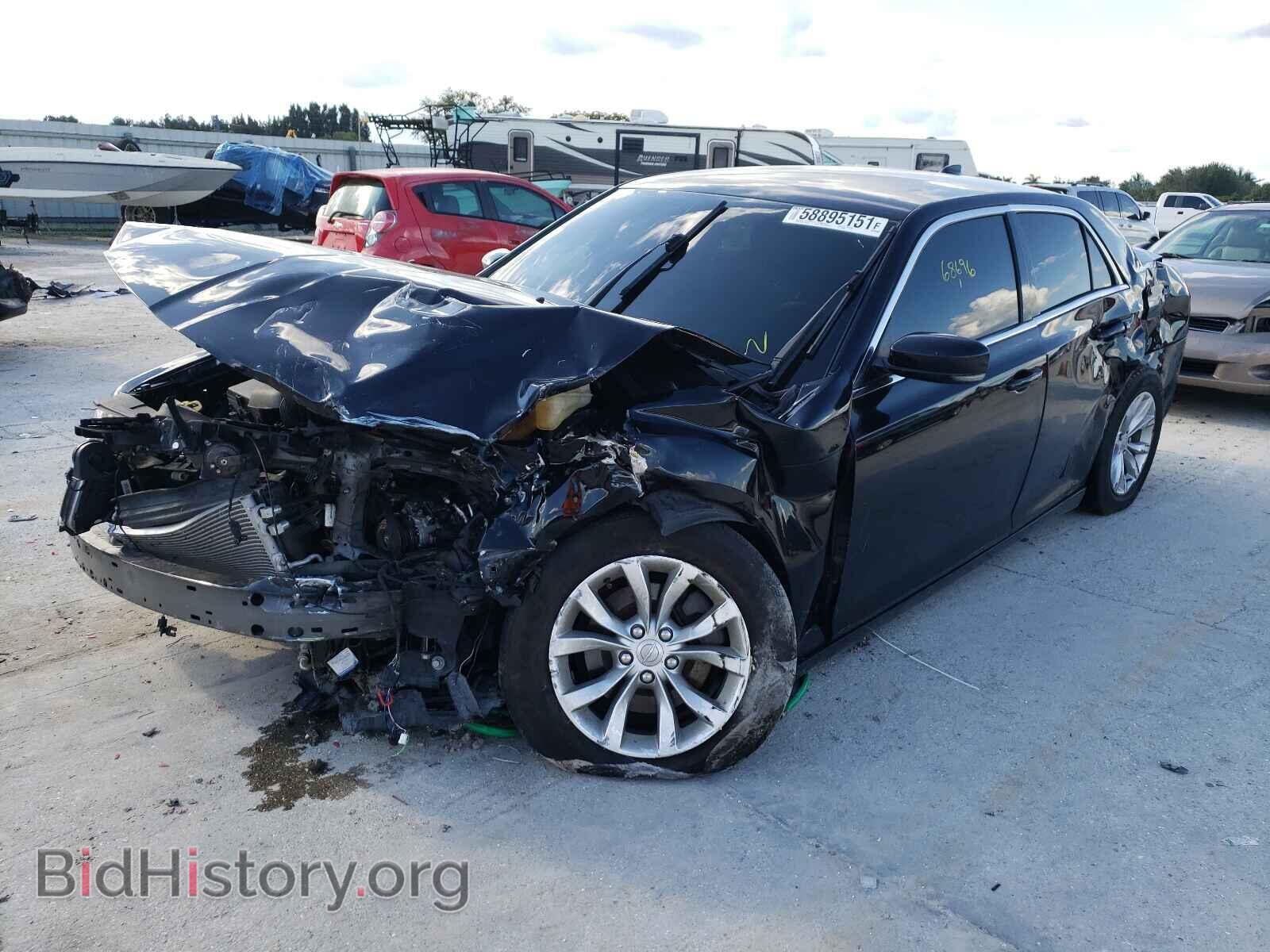 2016 CHRYSLER 300 - VIN: 2C3CCAAG5GH220198 - Фото 2