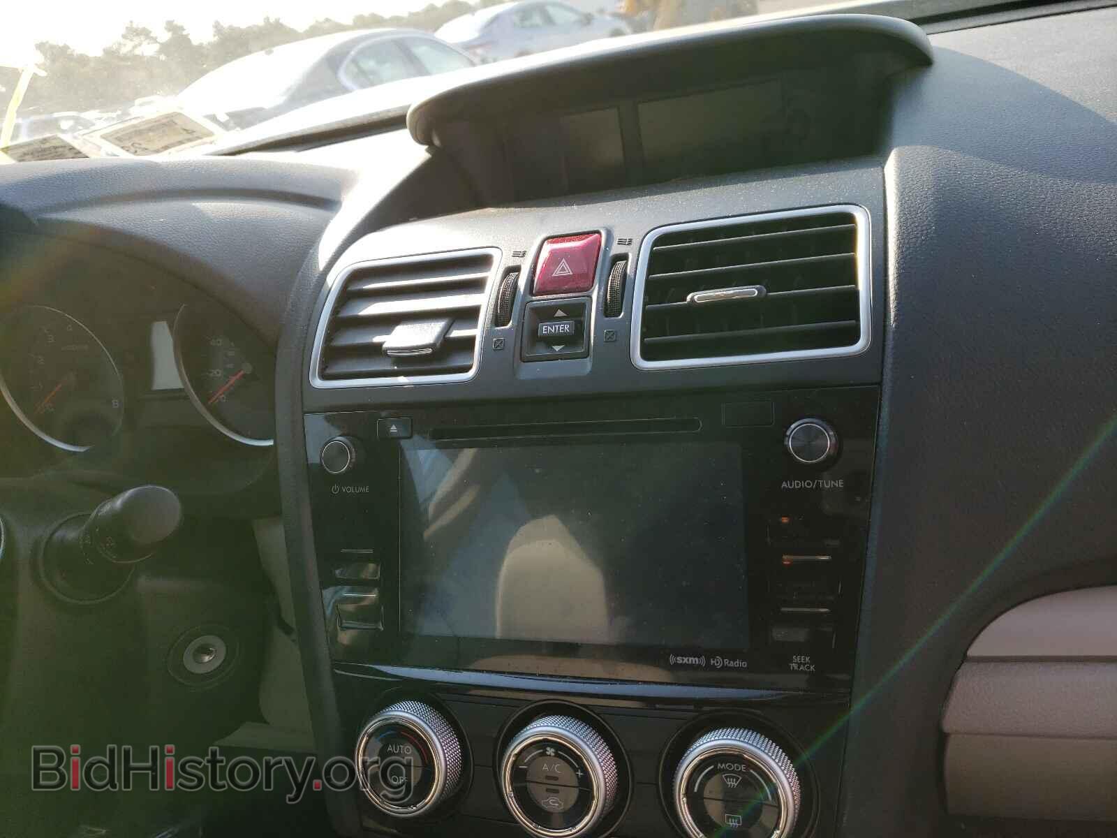 2017 SUBARU FORESTER - VIN: JF2SJAEC8HH561818 - Фото 9
