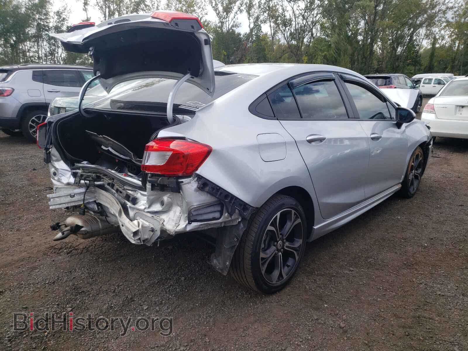 2019 CHEVROLET CRUZE - VIN: 1G1BE5SM0K7108564 - Фото 4