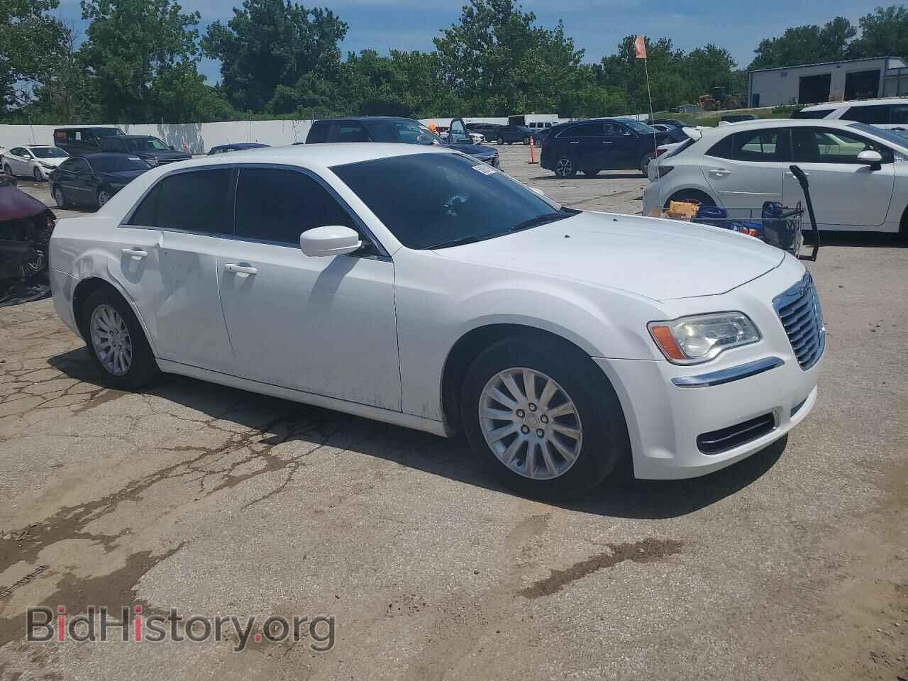 2013 CHRYSLER 300 - VIN: 2C3CCAAG7DH728426 - Фото 4