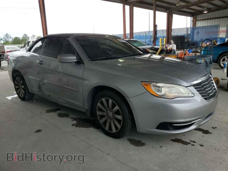 2013 Chrysler 200 (VIN 1C3BCBEGXDN623527) — photo 4 of 12