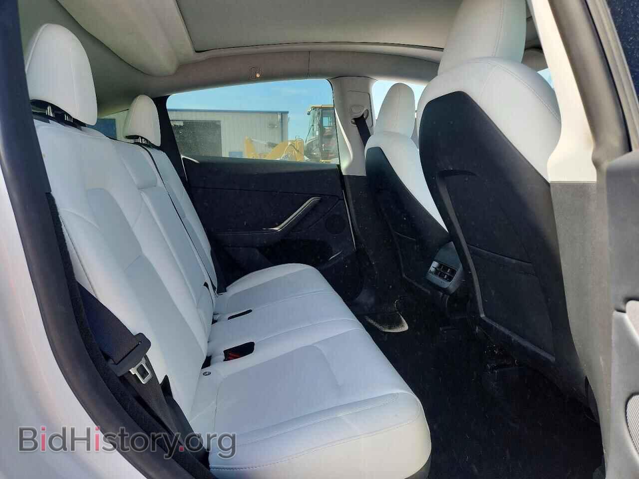 2024 TESLA MODEL Y - VIN: 7SAYGDEE1RA257953 - Photo 10