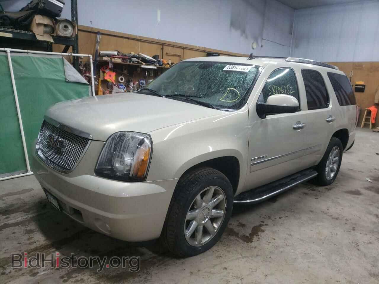 2011 GMC YUKON - VIN: 1GKS2EEF6BR344786 - Фото 2