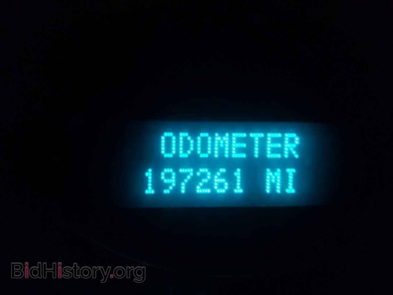 2011 GMC YUKON - VIN: 1GKS2EEF6BR344786 - Фото 8
